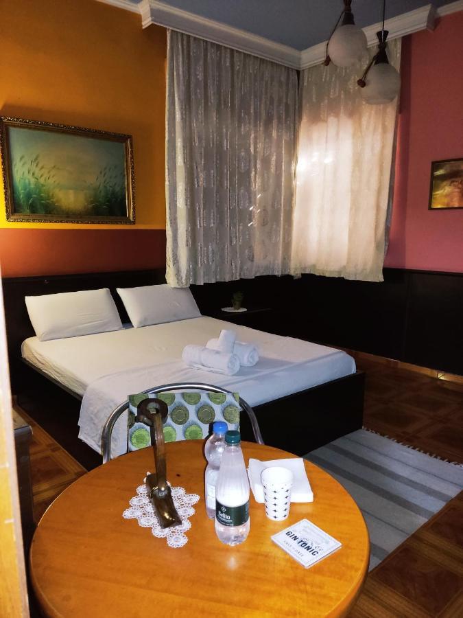 Hotel Rex Tirana Exterior photo